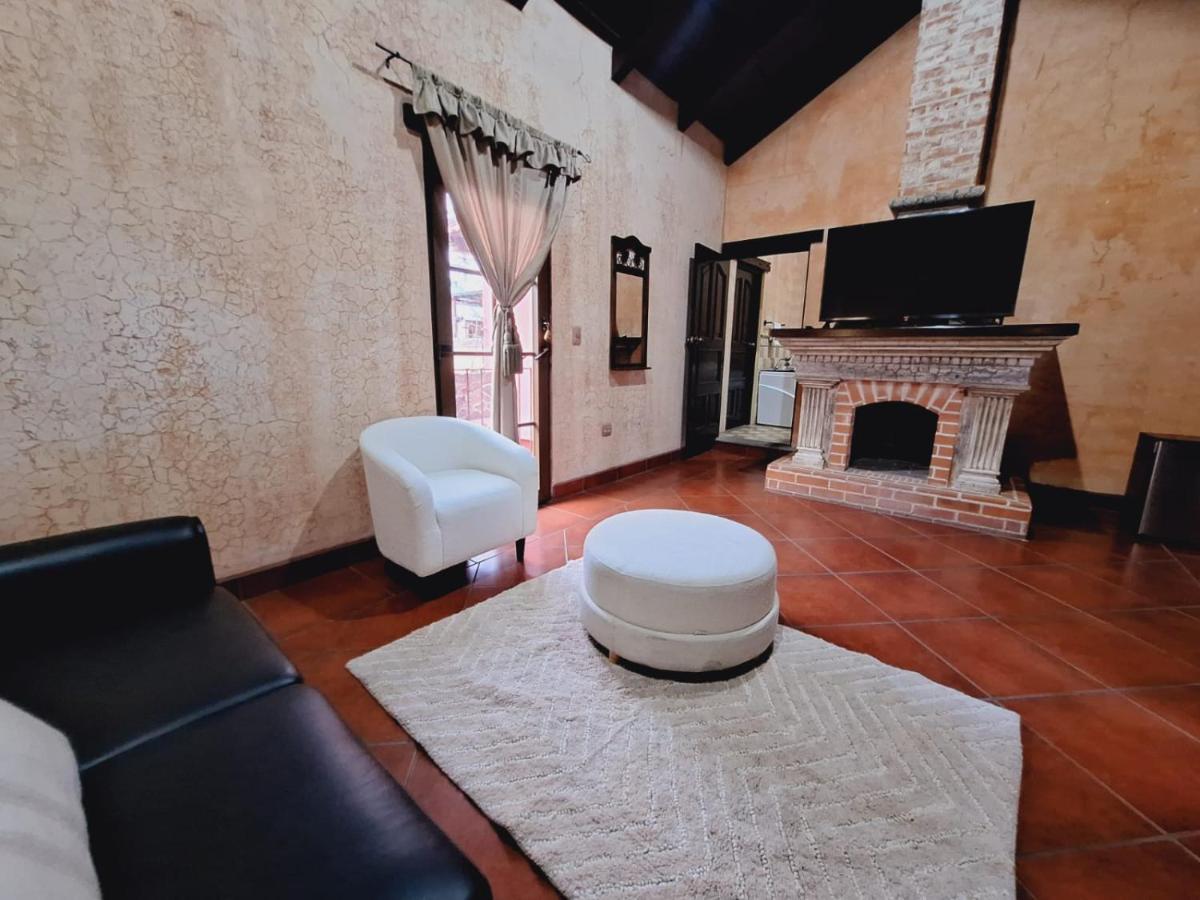 Hotel Boutique Casa Del Angel Antigua ภายนอก รูปภาพ