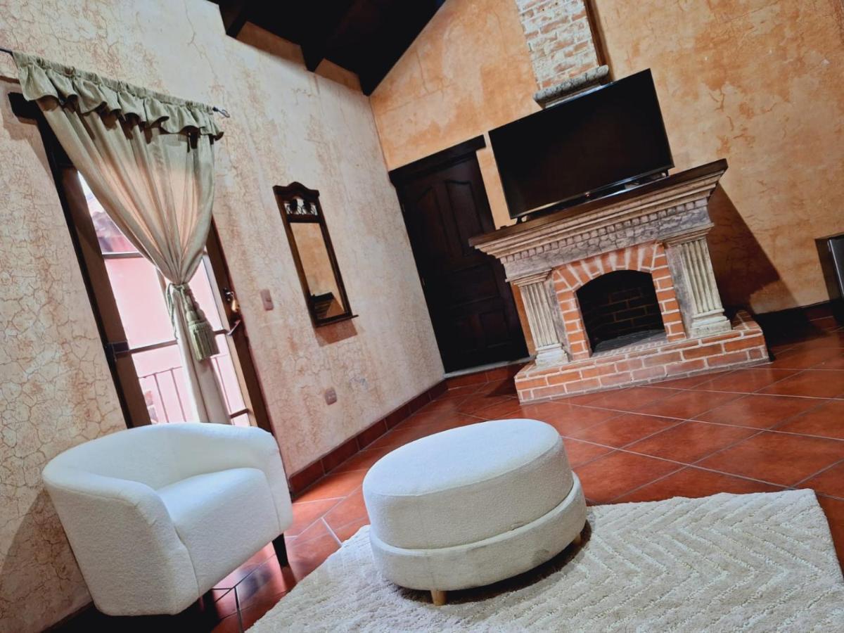 Hotel Boutique Casa Del Angel Antigua ภายนอก รูปภาพ