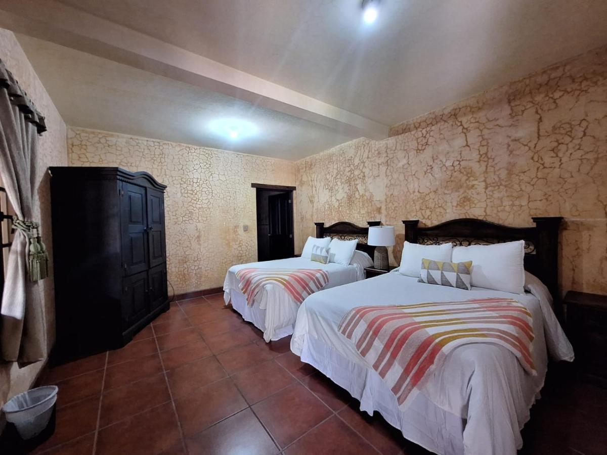 Hotel Boutique Casa Del Angel Antigua ภายนอก รูปภาพ